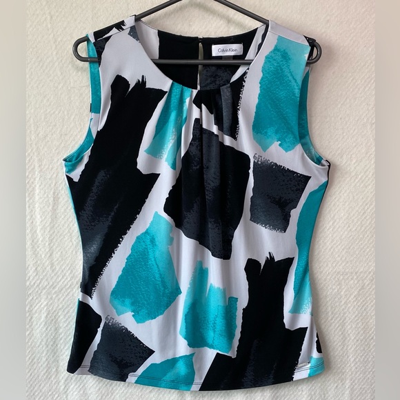 Calvin Klein Blouse - Crew Neckline - Sleeveless - Pleat Front - Picture 1 of 5